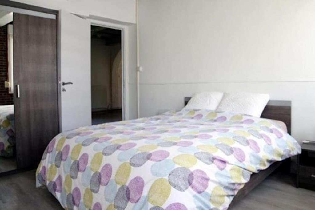 Appartement De Charme 40M2 Proche Centre Hospitalier Valenciennes Exterior foto