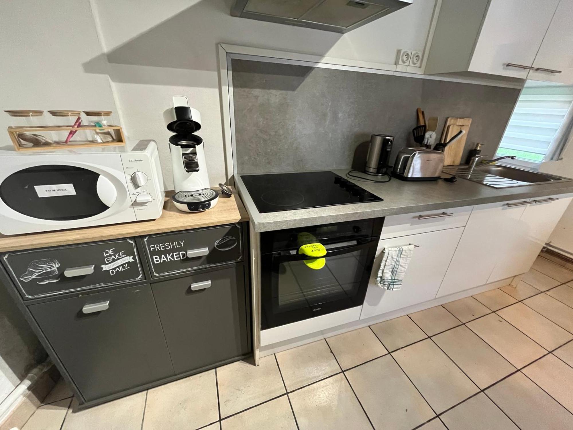 Appartement De Charme 40M2 Proche Centre Hospitalier Valenciennes Exterior foto